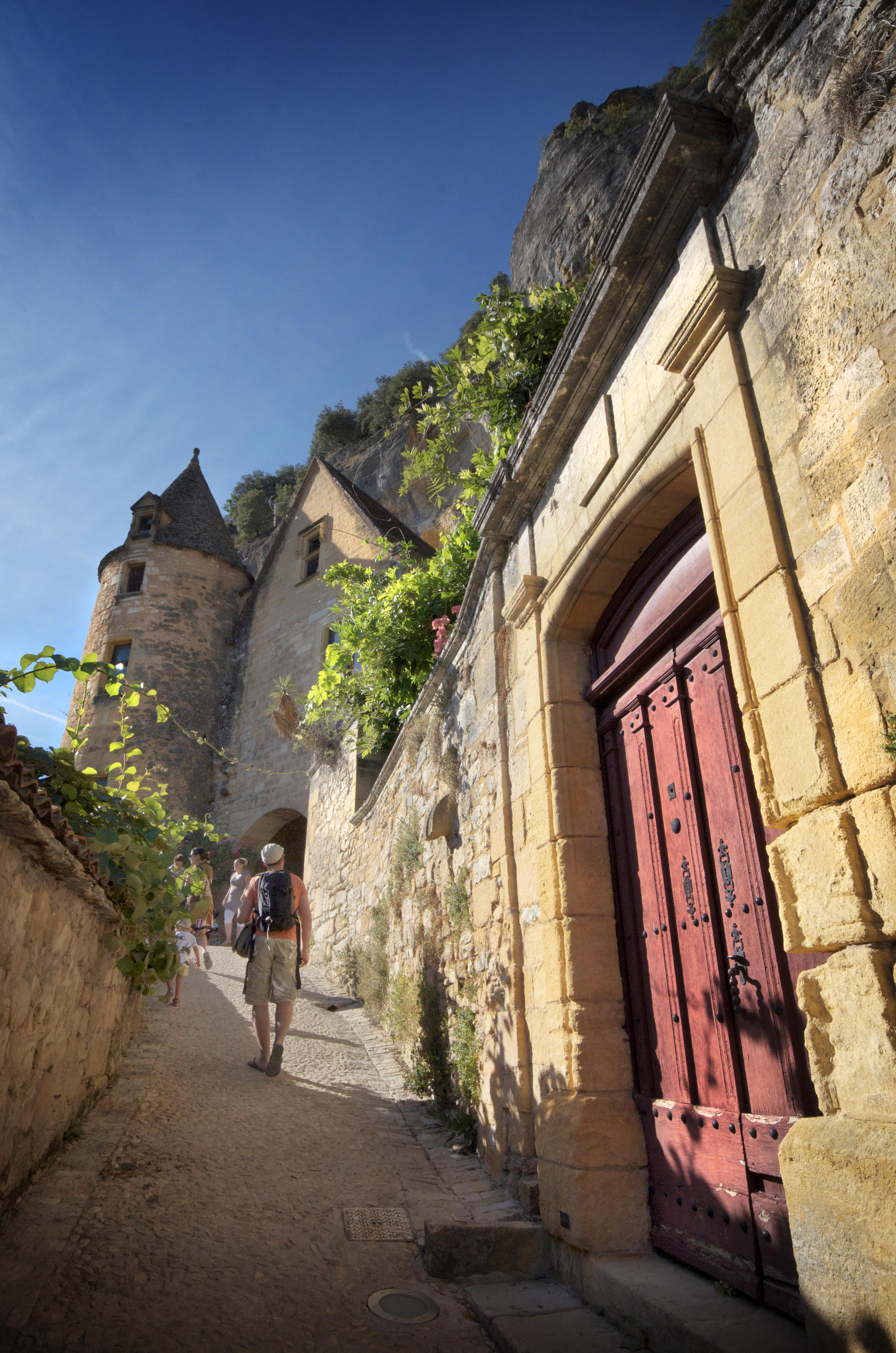 Ruelle typique de La Roque Gageac, l'un des plus beaux villages de France.